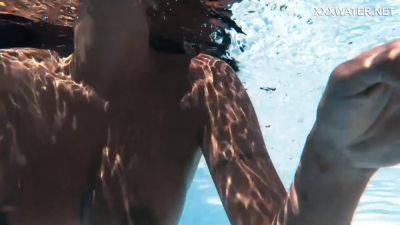 Venezuelan Juicy Teen Showing Big Tits Underwater - upornia.com - Venezuela