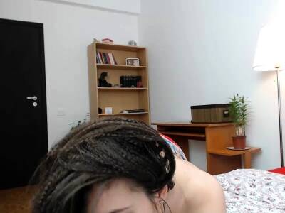 Cute amateur webcam teen girl toying pussy on webcam - drtvid.com