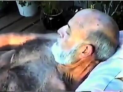 Hairy Grandpa Gets Sucked Off By Young Man - drtvid.com