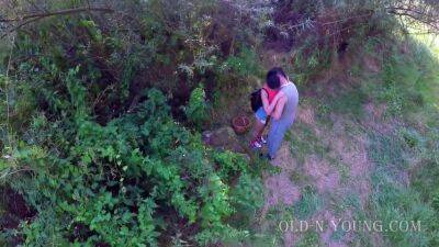 Asian - Teen Sex In The Woods - upornia.com - county Woods
