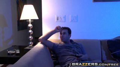 James Deen - Big teen 18 Ella Milano and James Deen get wild with home video - coming home - sexu.com