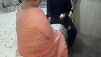 Indian Neighbors Desi Aunty Ka Husband Namard Tha To Hot Aunty Apne Young Boyfriend Sa Sperm Mangne Gi (desi Aunty)redqueenrq - hclips.com - India