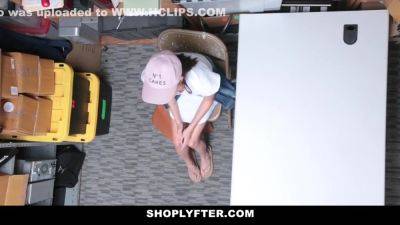 L P - Naughty Teen Rammed By The Store Security - hclips.com