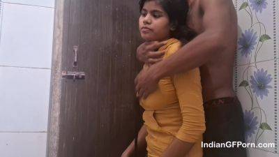 Natural Tits Indian 18 Year Old Teen Fucked In Bathroom - txxx.com - India