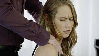 Carter Cruise - Manuel Ferrara - VIXENPLUS Teen Carter Cruise Gets Sodomized! - ah-me.com