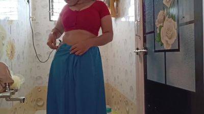 Gorgeous Big Tits Young Desi Bhabhi In Saree Fucked Hard By Devar - upornia.com