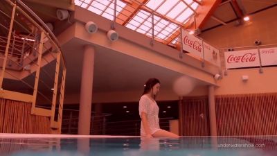 Katy Soroka - Hairy Teen 18+ Underwater - hotmovs.com
