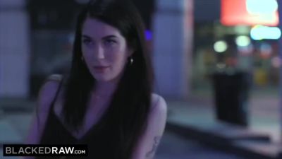 Rob Piper And Evelyn Claire - Attractive Teen 18+ Enjoys Interracial Sex For The 1st Time - hotmovs.com