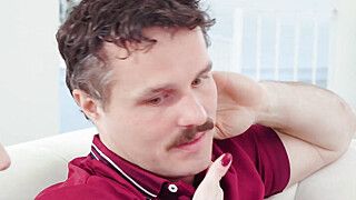 Teen helps stepdad cum with her blowjob - ah-me.com