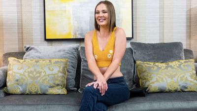 Redhead gives handjob and takes deep penetration on leather couch - yesvids.com